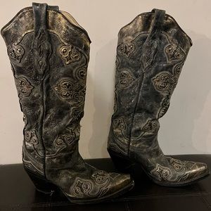 Corral A2859 women’s boots. Size 7, fits like 8